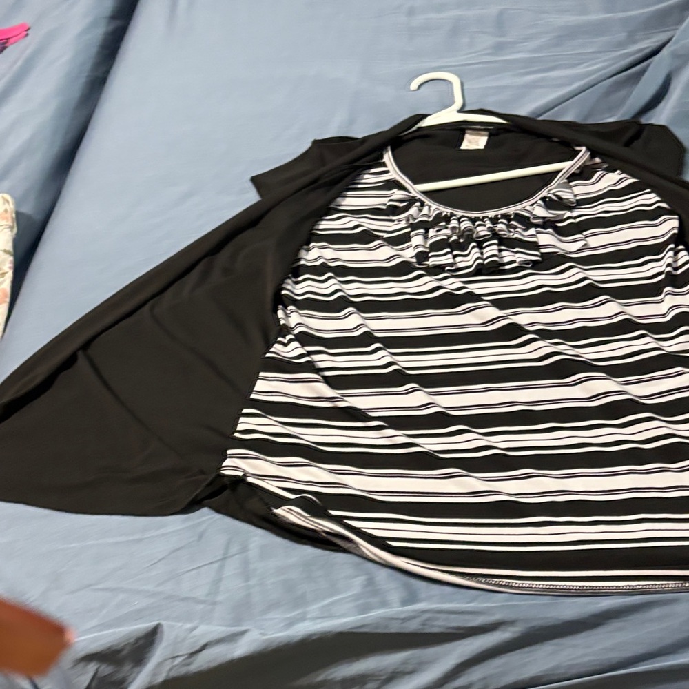 Black and White Striped Women's Top pxl by Perseption Petite nice top polyester - Picture 9 of 10